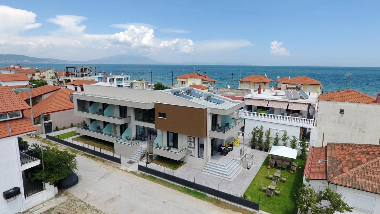 Cynthia Aparthotel Vrasná Exterior foto