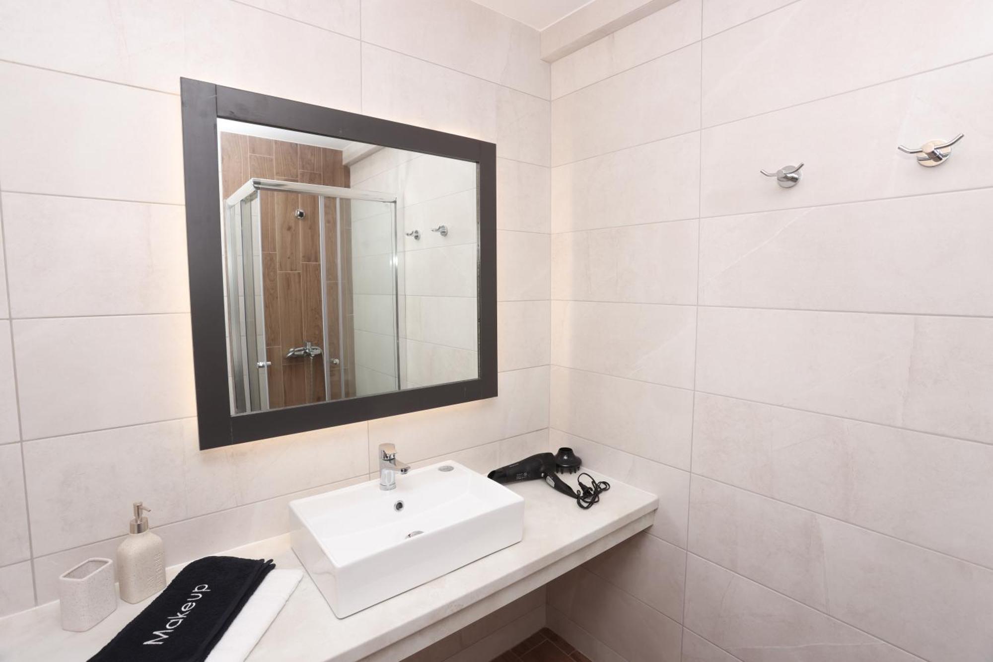 Cynthia Aparthotel Vrasná Quarto foto